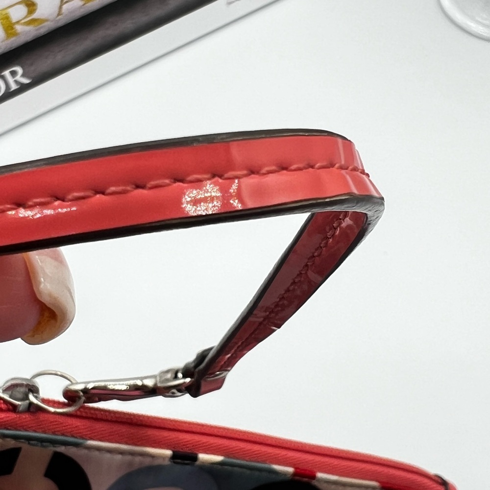Coach Pop Art Multicolored Signature Circle Print Wristlet - Red Trim - Picture 10 of 15